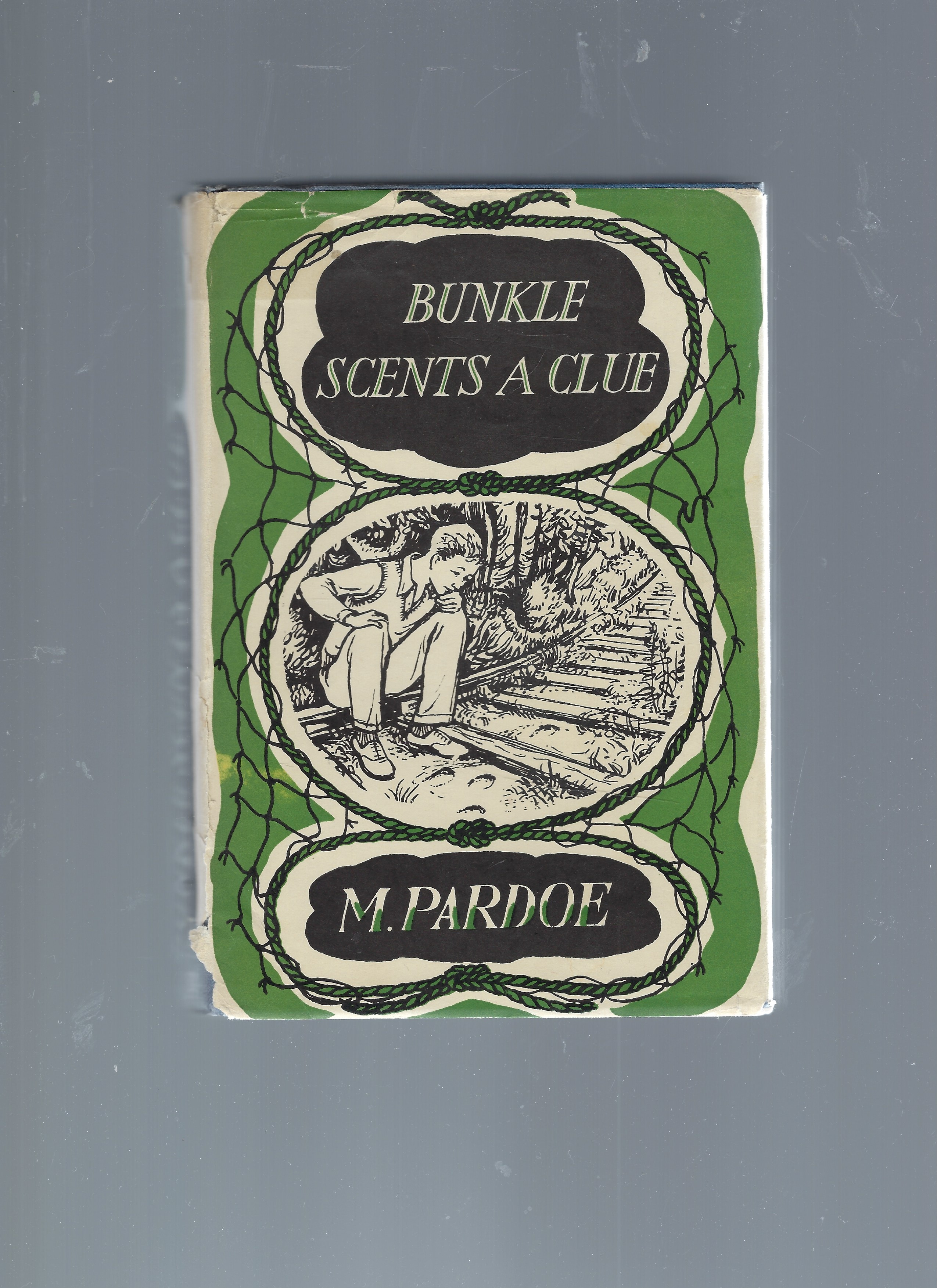 Bunkle Scents a Clue